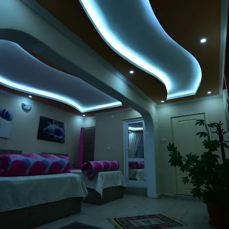 Eren Hotel 3*